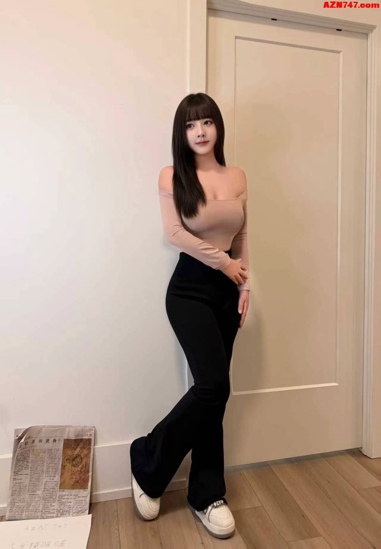 服务系少女暖暖 软软呆萌可爱黑长直少女 01