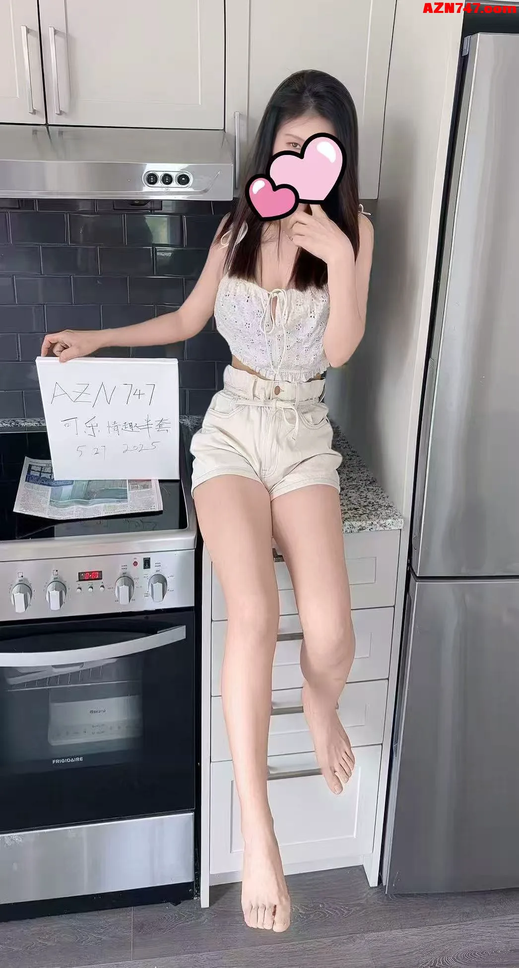 可乐情趣半套 人小胸大，全身白皙粉嫩 04