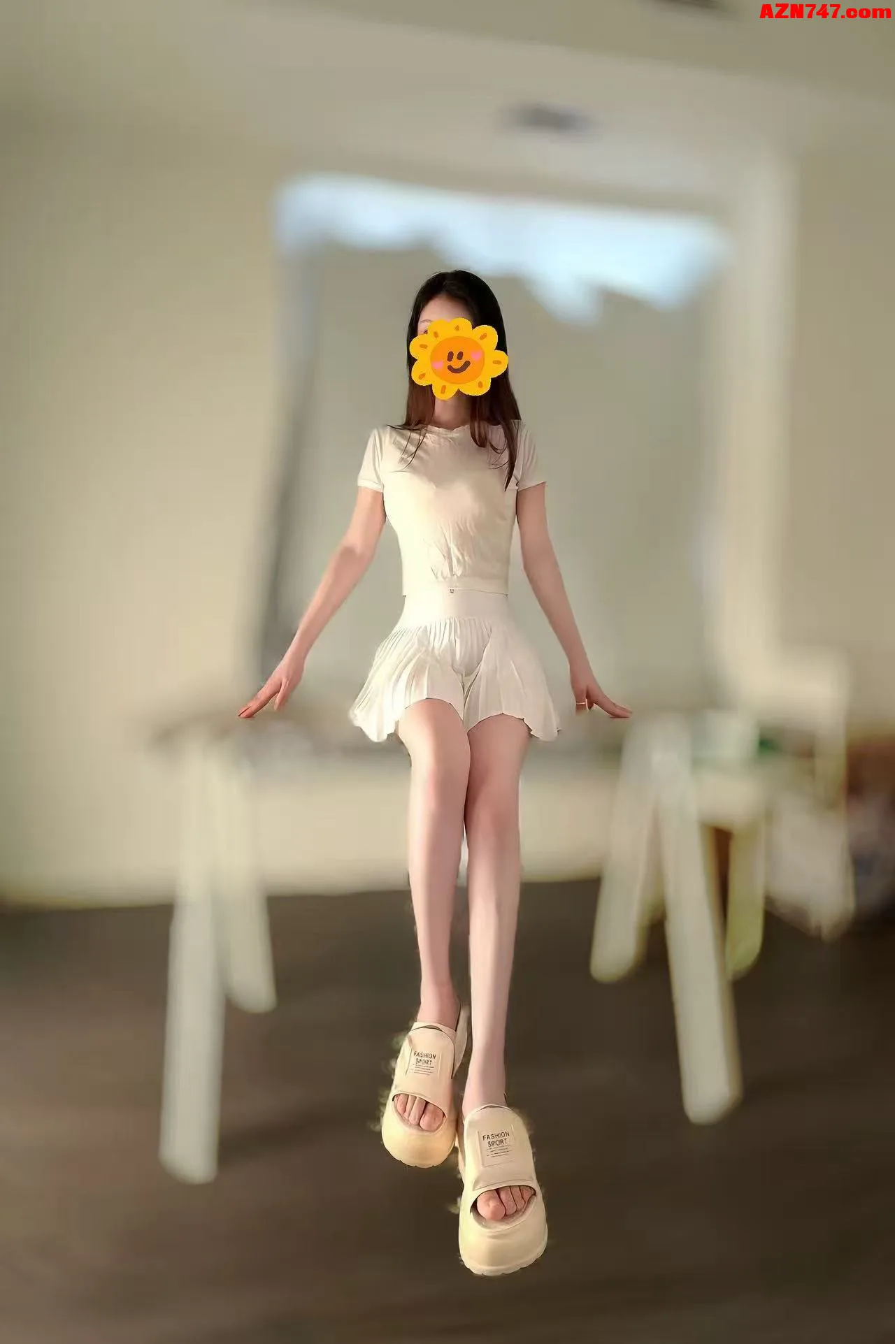 可乐情趣半套 人小胸大，全身白皙粉嫩 05