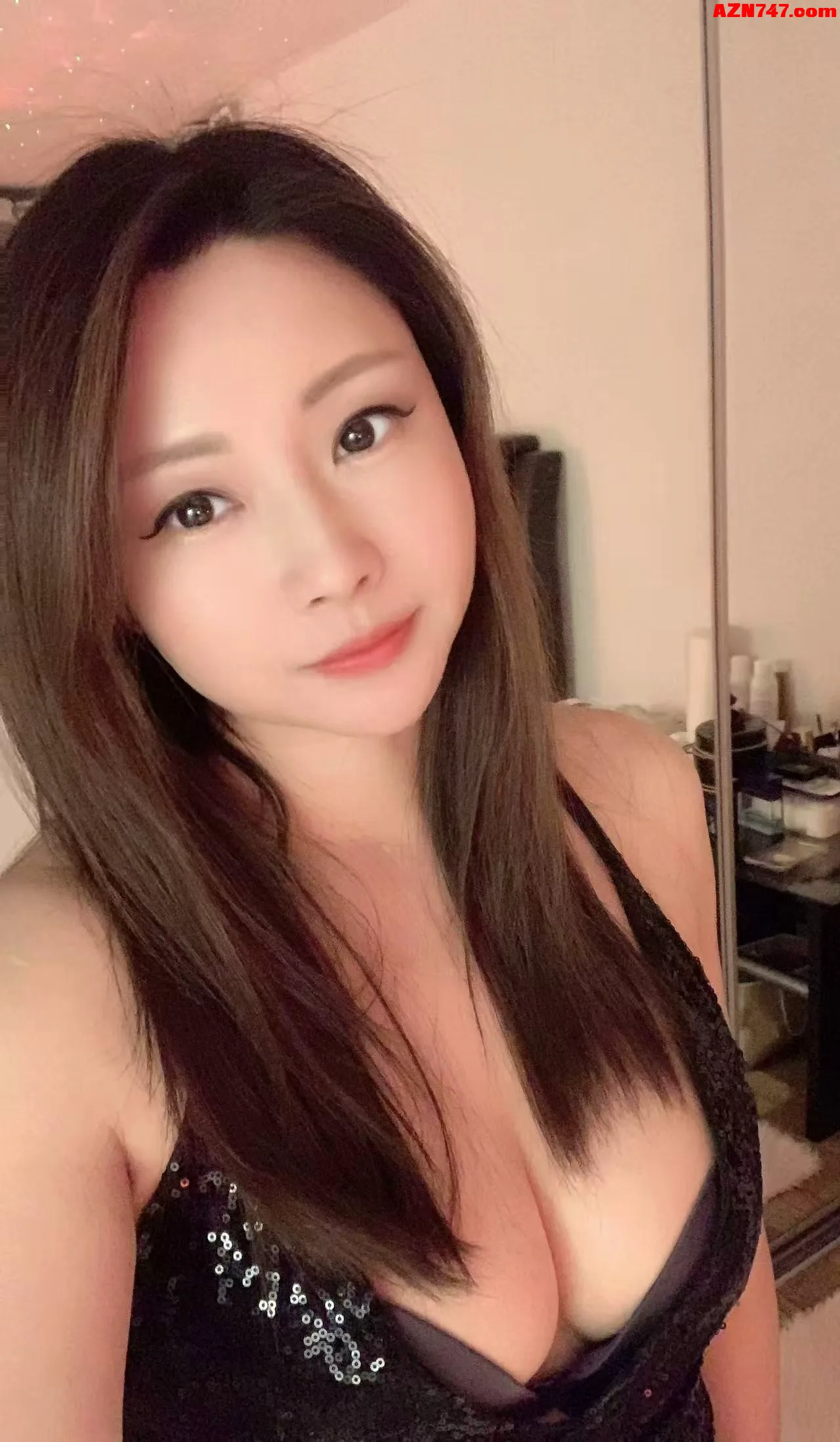 【真人照片】私做小姐姐Penny 36c 的天然真胸，紧致多汁的... 03