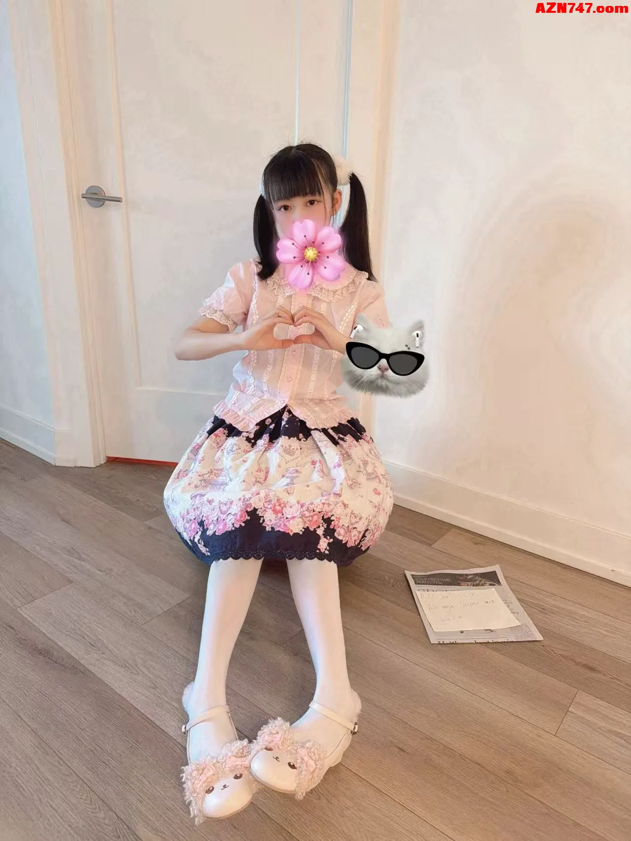 幼萝莉Vesper 白白嫩嫩的 风格萌妹 01